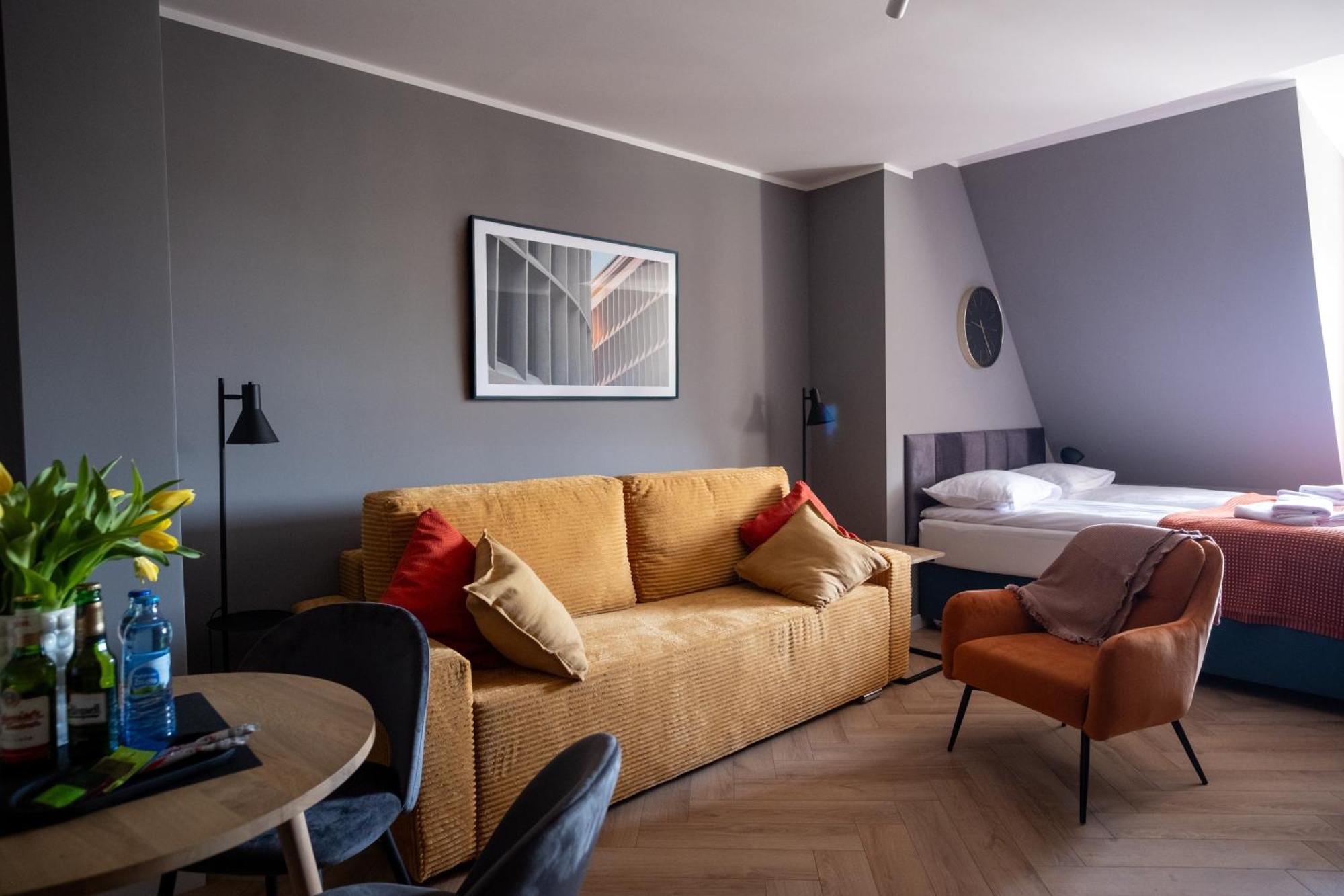 Apartamenty Drevny Kocur Poznan Exterior foto