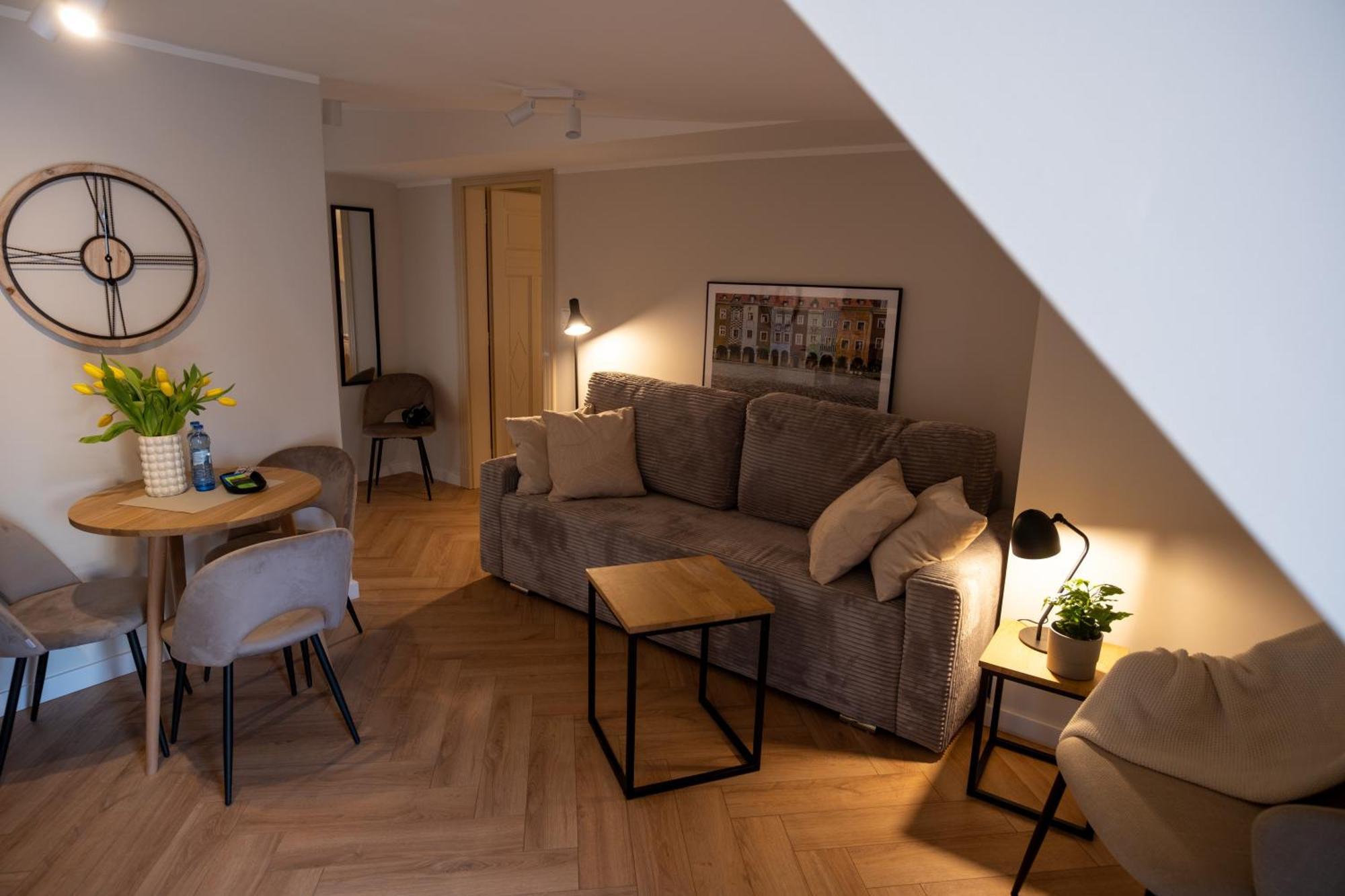 Apartamenty Drevny Kocur Poznan Exterior foto