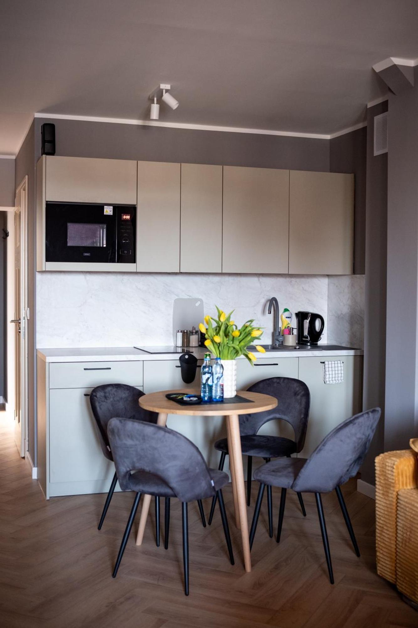 Apartamenty Drevny Kocur Poznan Exterior foto