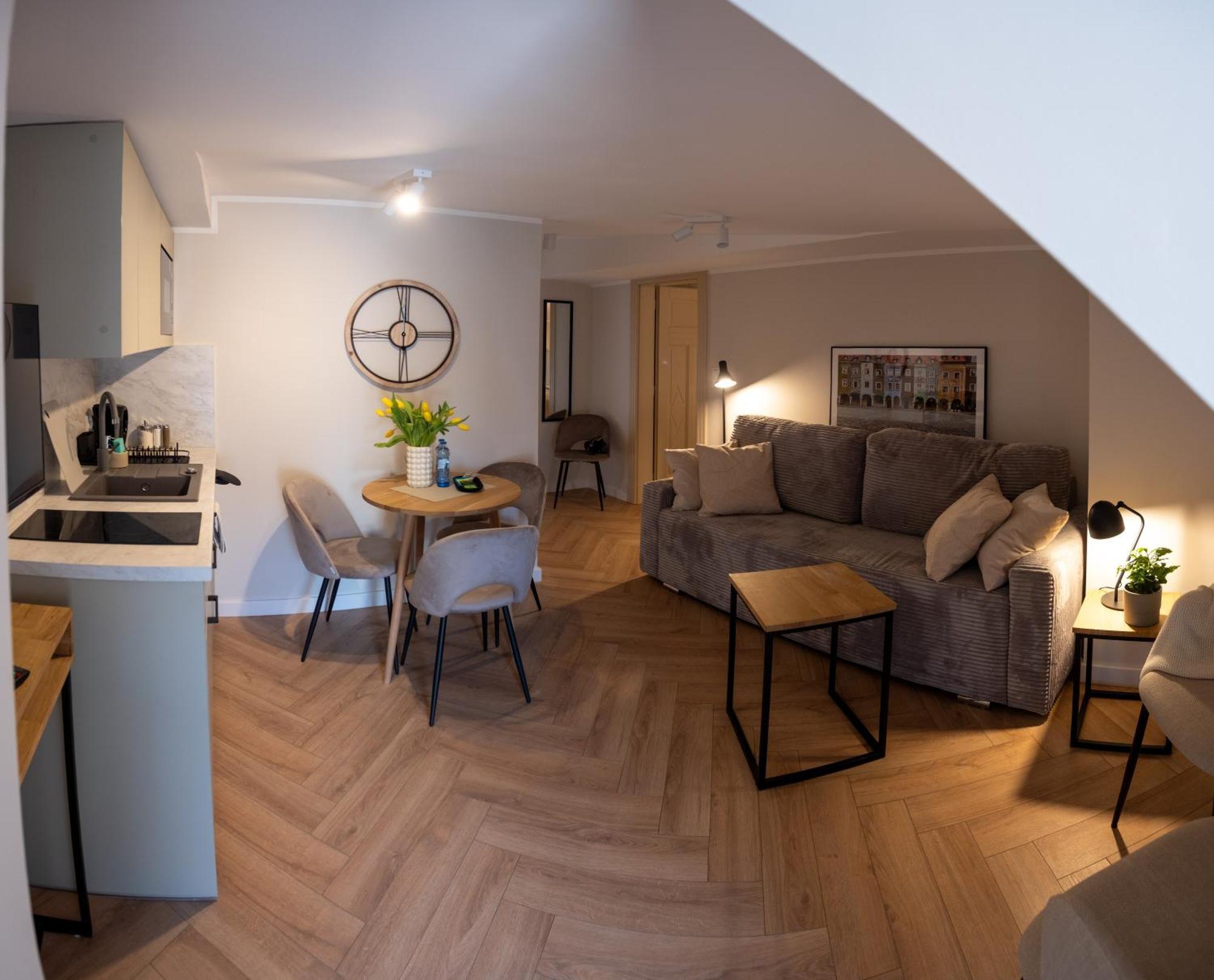 Apartamenty Drevny Kocur Poznan Exterior foto